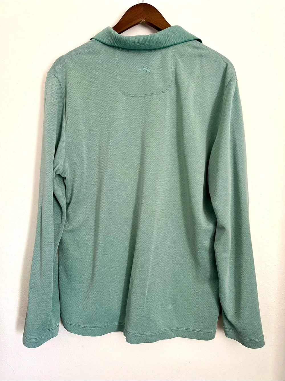 Tommy Bahama Mint Green Long Sleeve Polo Shirt Medium Coastal Casual Modal Blend - Picture 5 of 6